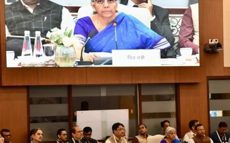 GST Council Meeting : GSTके अब  5% और  18% दो स्लैब  को मंजूरी , २२ सितम्बर से लागू ,90 फीसदी सामान होंगे सस्ते