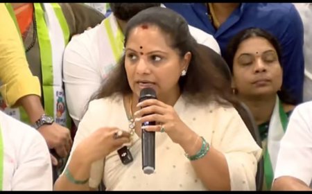 तेलंगाना: पार्टी से निलंबन के अगले दिन के. कविता का बीआरएस से इस्तीफ़ा, चचेरे भाइयों पर गंभीर आरोप