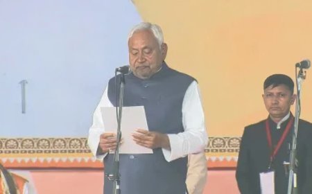 🔴 #BREAKING : नीतीश कुमार 10वीं बार बने बिहार के मुख्यमंत्री